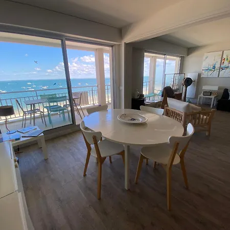 T3 A Avec Acces Et Parking - Fr-1-374-241