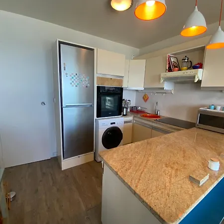 Apartment T3 A Avec Acces Et Parking - Fr-1-374-241 *