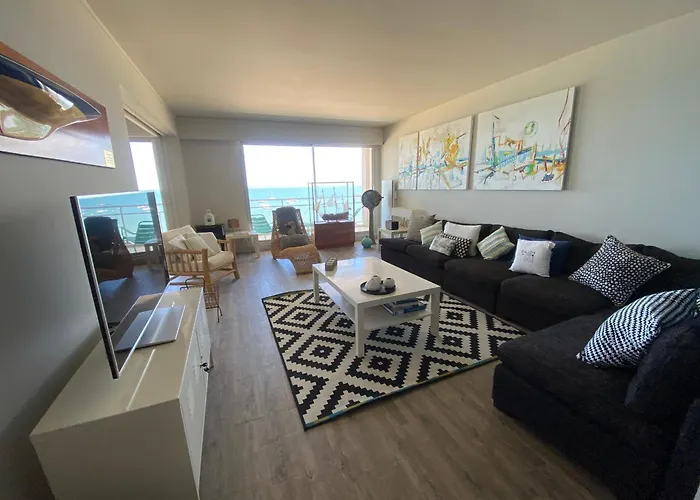 شقة T3 A Avec Acces Et Parking - Fr-1-374-241 *